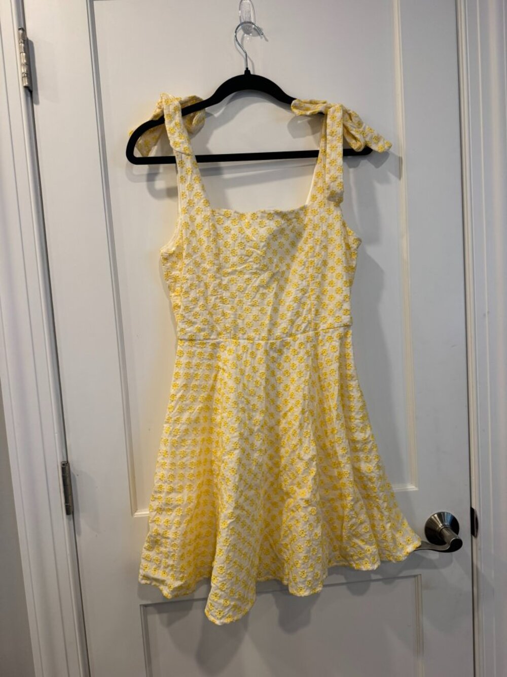 Yellow Summer Floral Dress with Bows, Trixxi by Francesca's - Women's Size Med - Picture 3 of 9